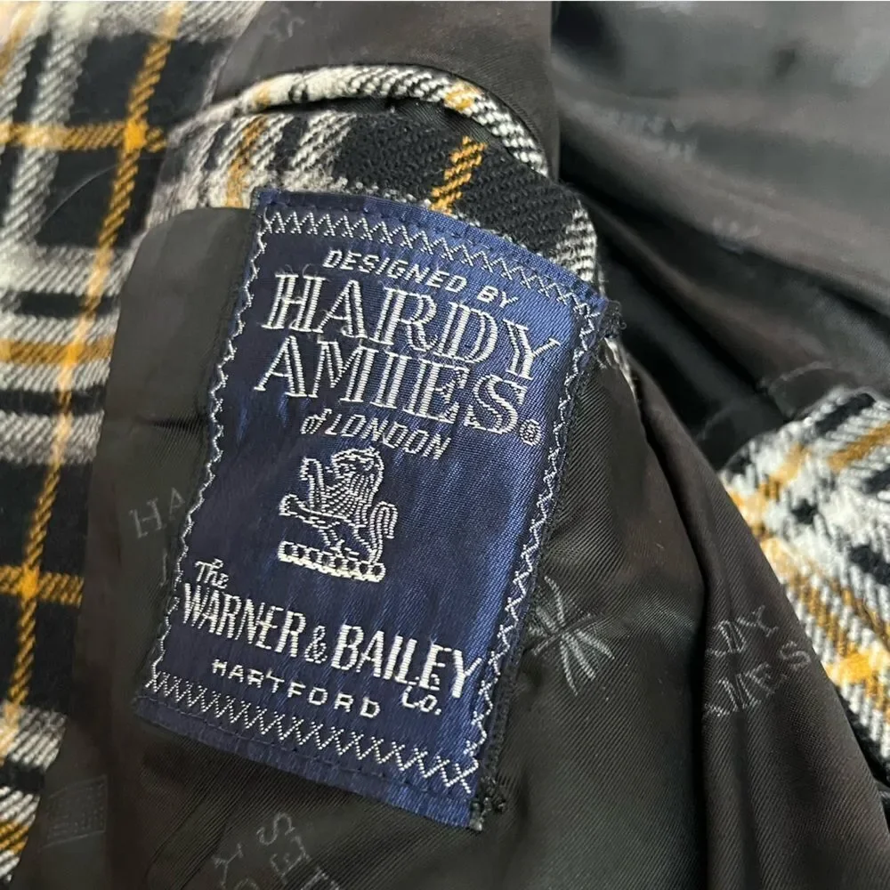 Hardy Amies of London Blazer Sport Coat. Plaid black/gray/gold/white. Sz 42R